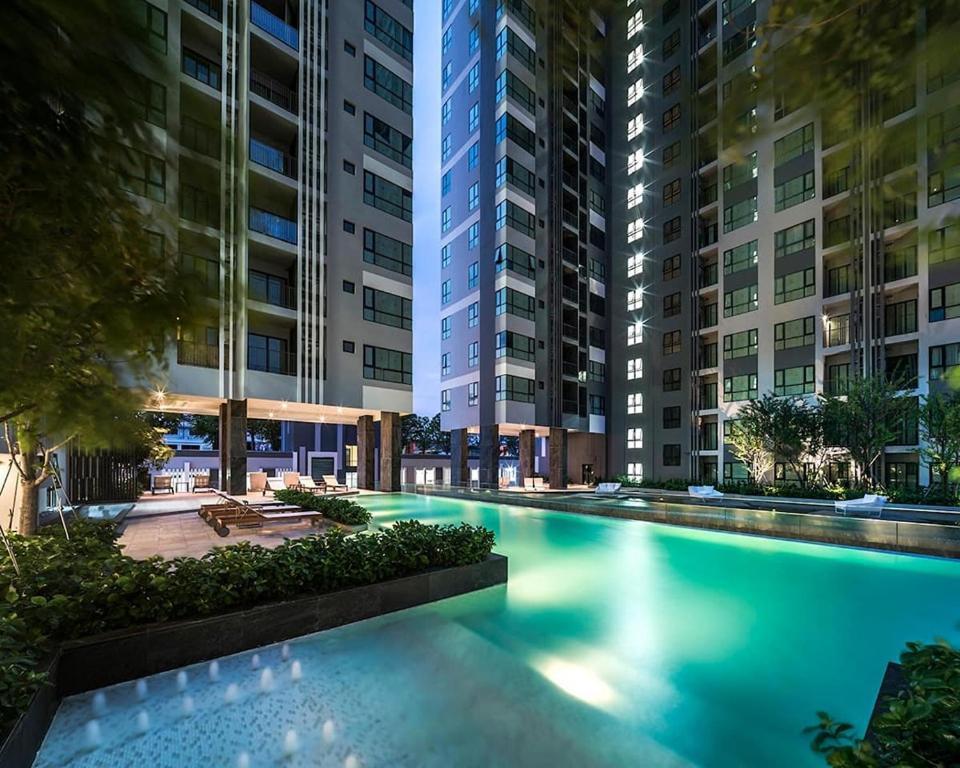 פאטאיה Amazing Infinity Pool Condo Next To The Beach מראה חיצוני תמונה
